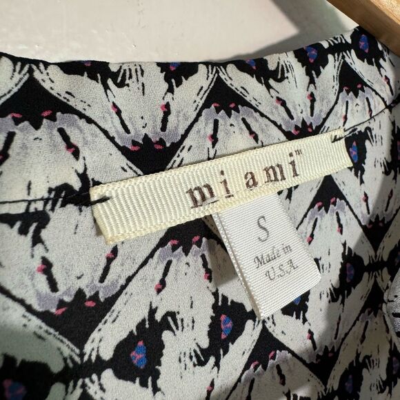 SALE! Cream Mi Ami Diamond Patterned Blouse Size S VGUC - Picture 6 of 7